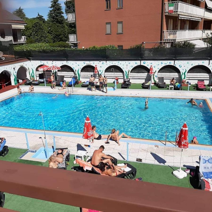 B&B The Sun Swimming & Pool Turin Exteriör bild